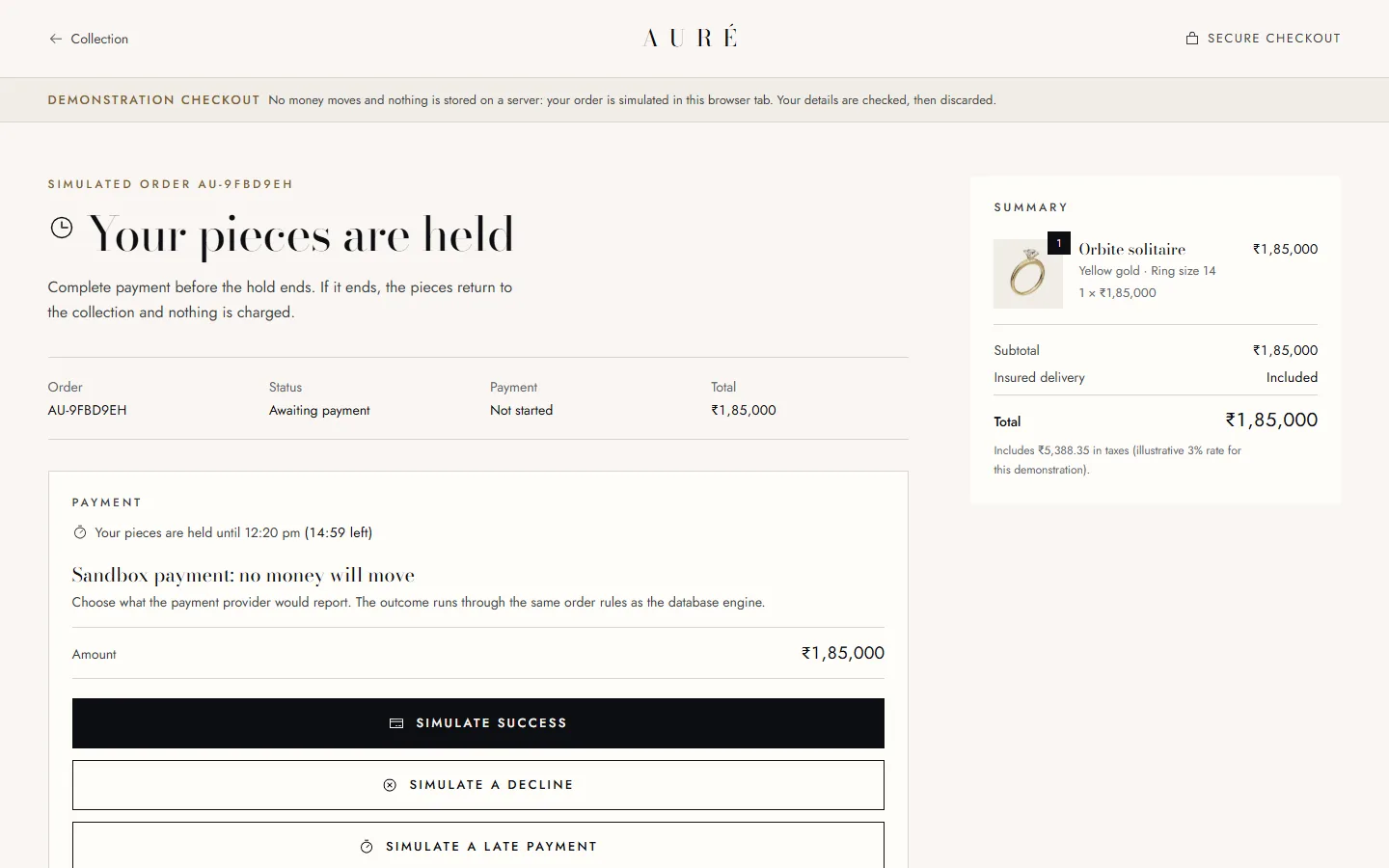 Auré demonstration checkout: a banner reading “No money moves and nothing is stored on a server” above sandbox payment buttons to simulate success, a decline or a late payment.